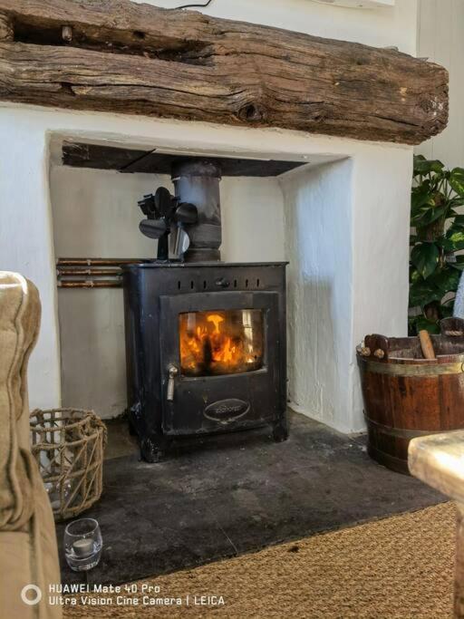 Brynglas Cottage With Hot Tub, Anglesey. Llanfachraeth Екстер'єр фото