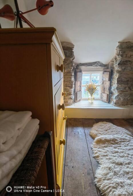 Brynglas Cottage With Hot Tub, Anglesey. Llanfachraeth Екстер'єр фото